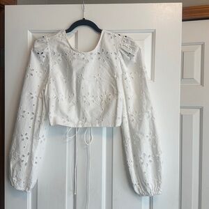 NWT Zara White Eyelet Crop Top Puff Sleeve Tie Back Size M